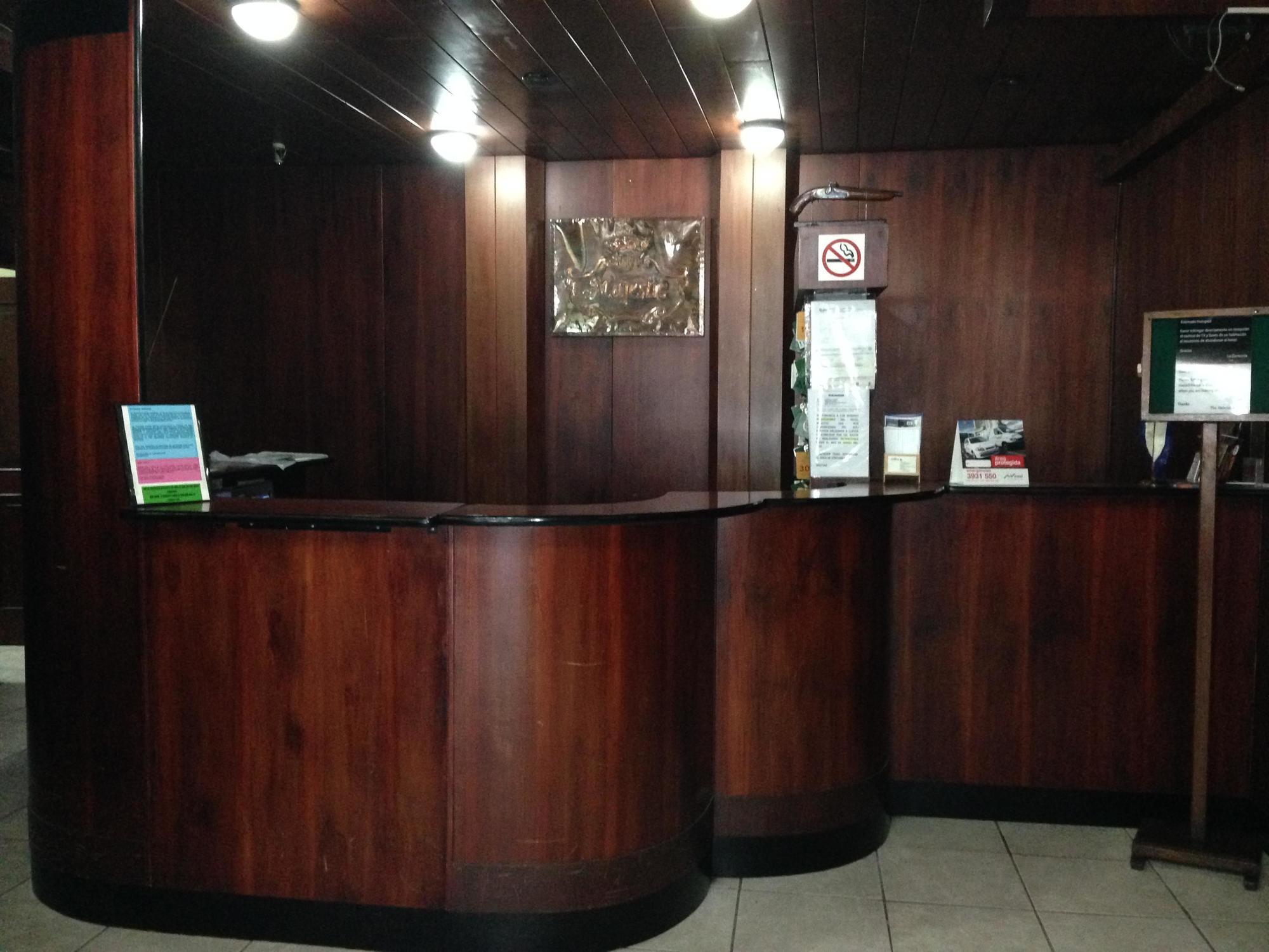 קיטו Hotel Majestic מראה חיצוני תמונה
