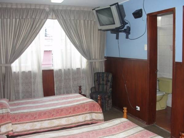 קיטו Hotel Majestic מראה חיצוני תמונה