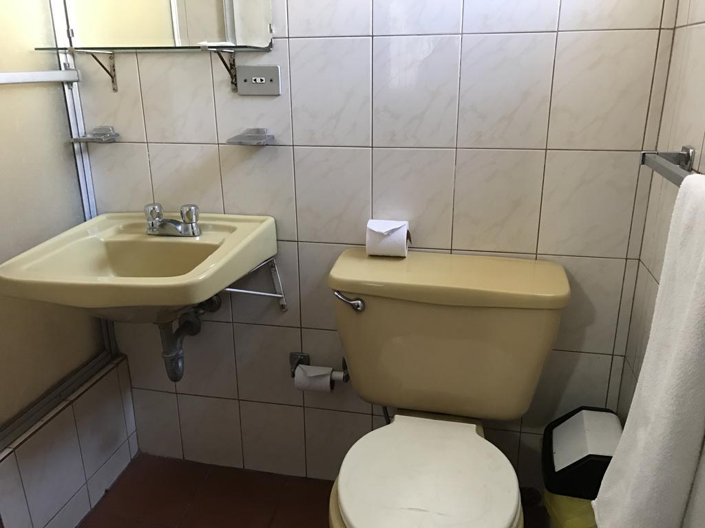 קיטו Hotel Majestic מראה חיצוני תמונה